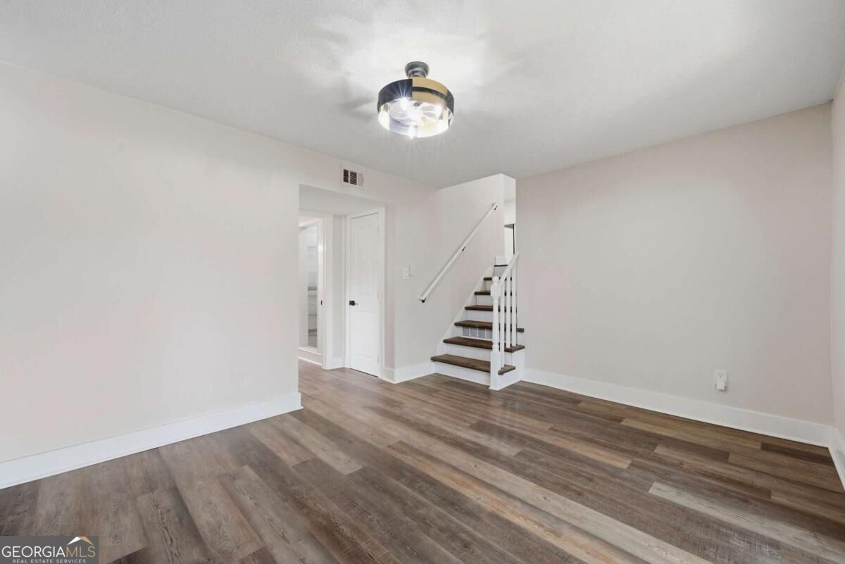 2491 Crestdale Circle Atlanta - Photo 13
