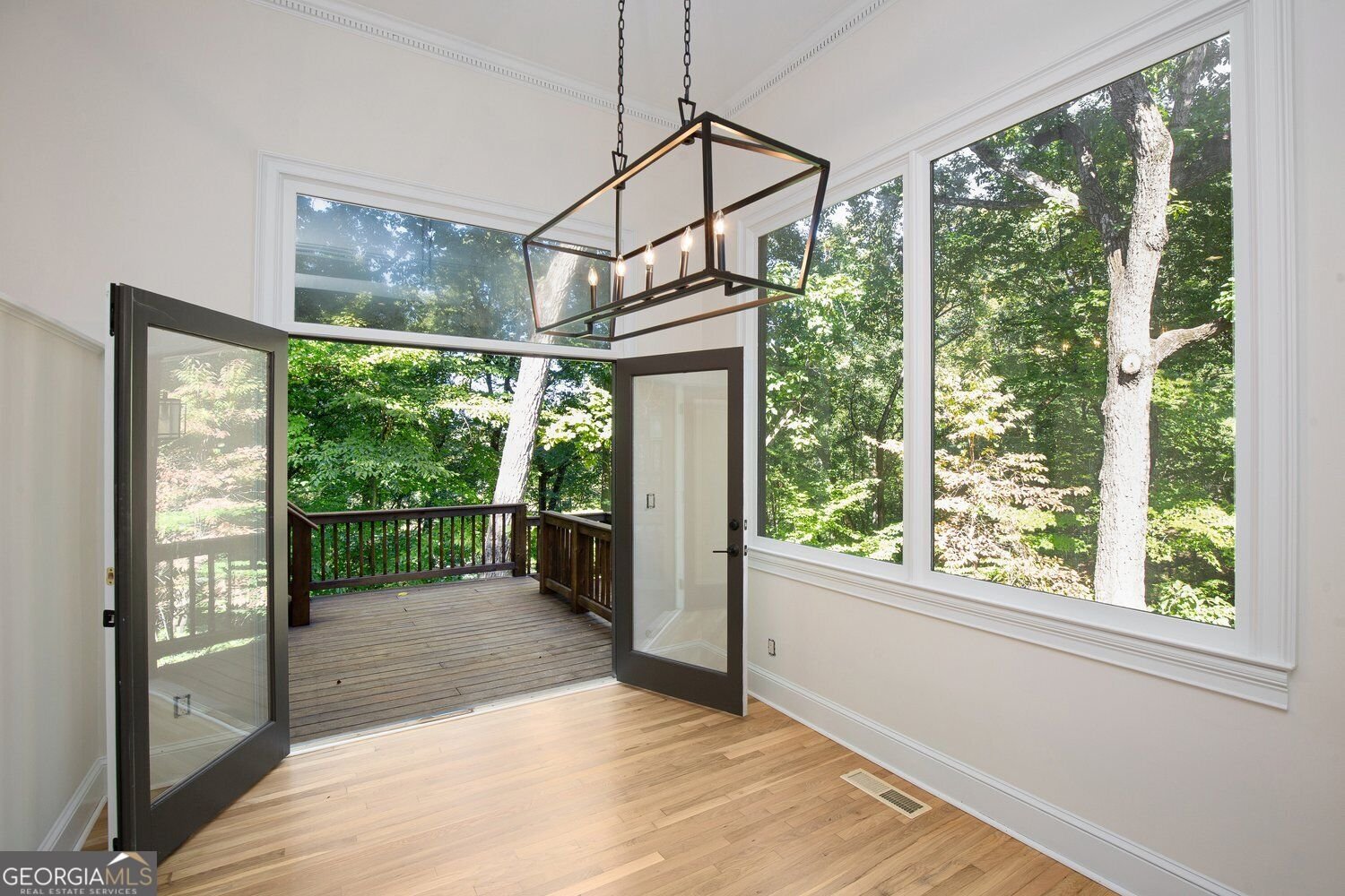 450 Overview Drive Sandy Springs - Photo 22