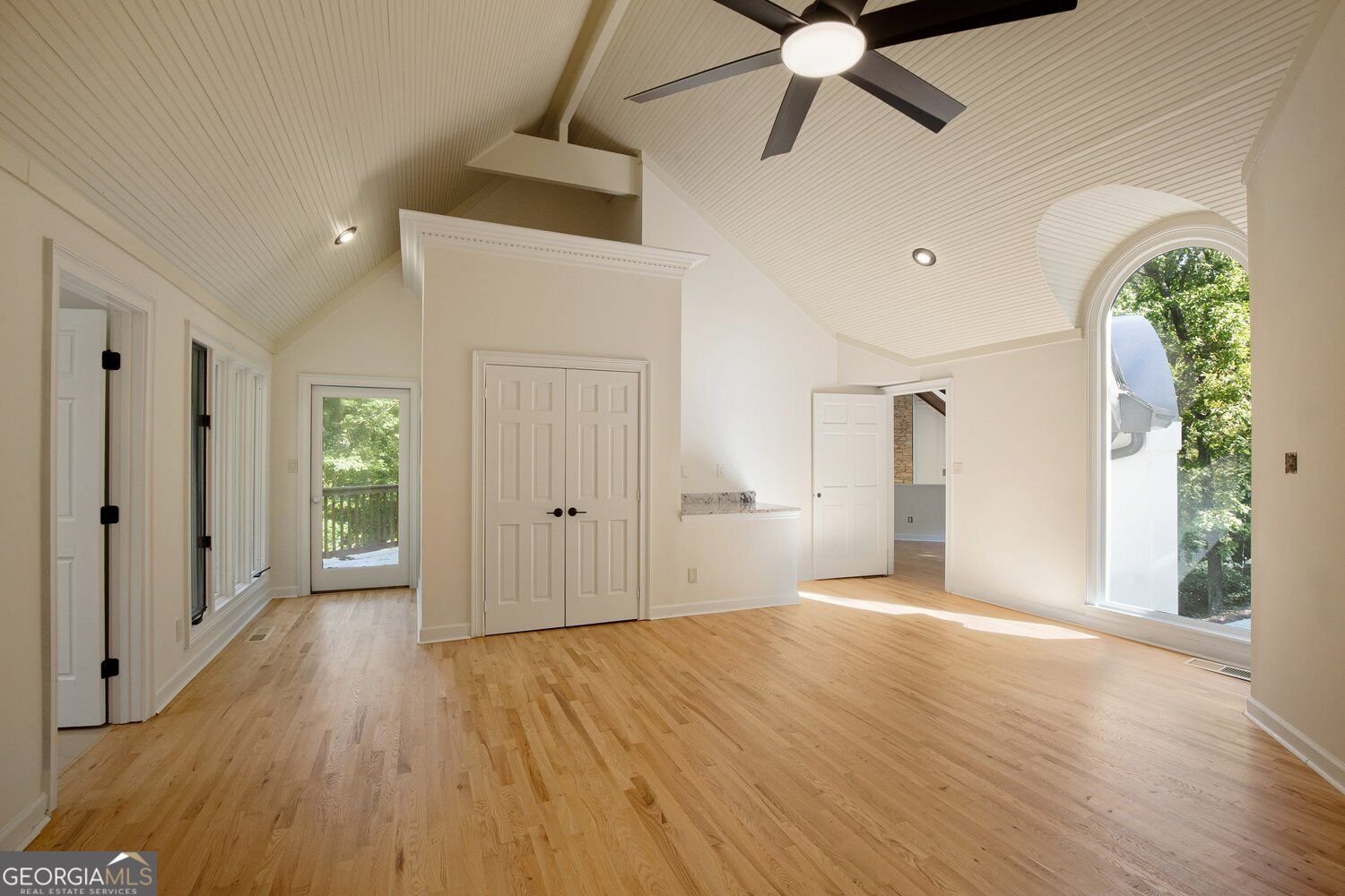450 Overview Drive Sandy Springs - Photo 32
