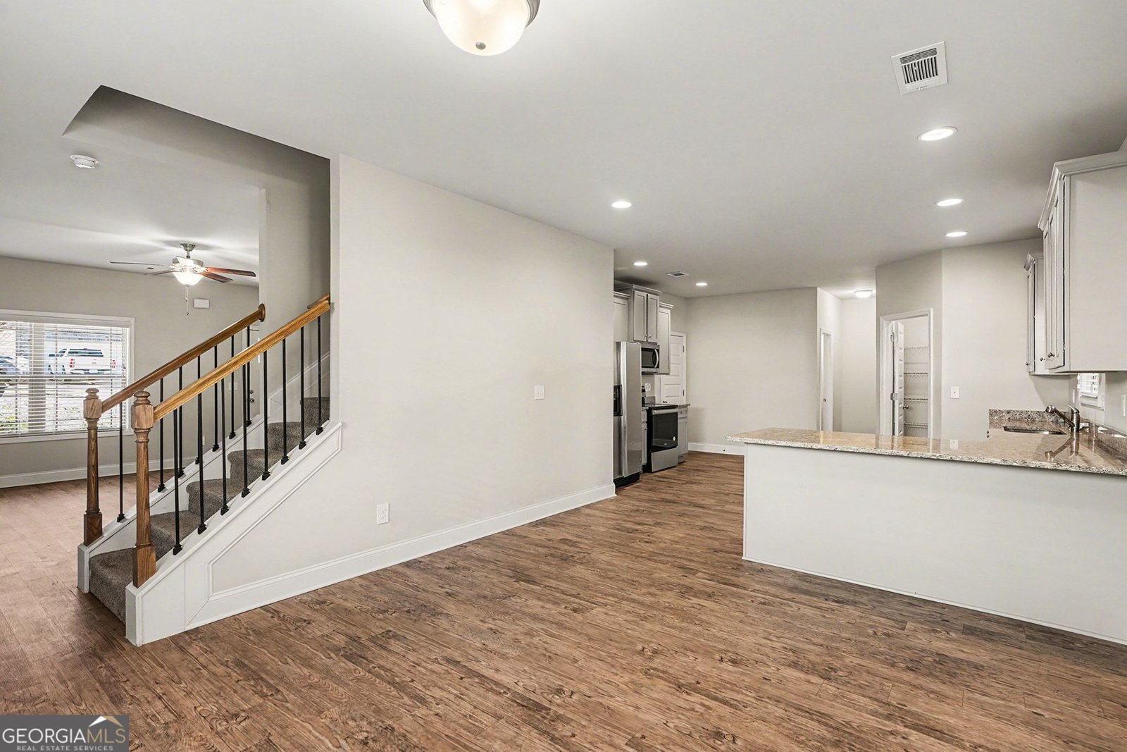 845 Crescent Lane Griffin - Photo 8