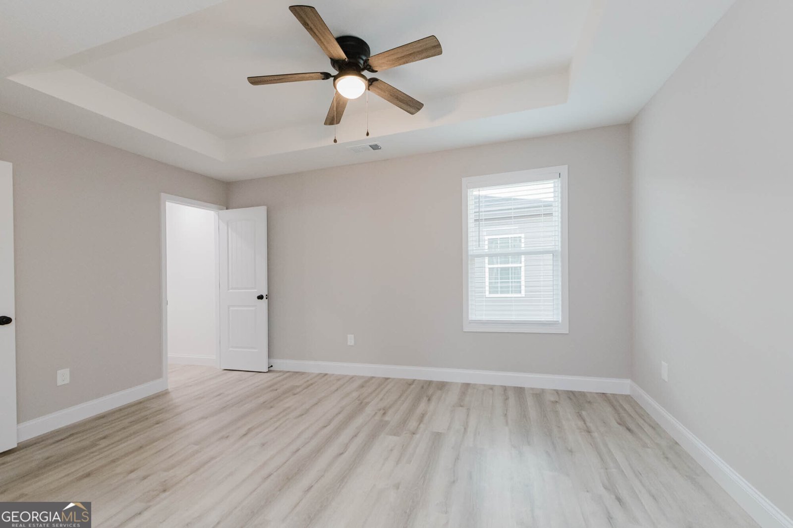 300 Beau Claire Cir Bryon - Photo 31