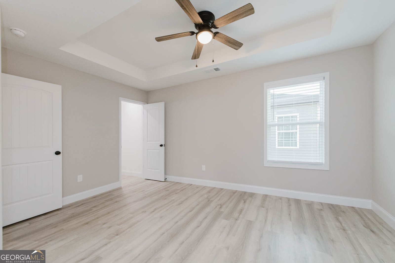 300 Beau Claire Cir Bryon - Photo 32