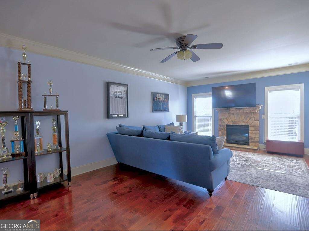 Photo 5