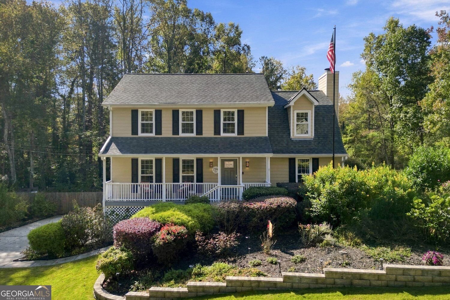 2396 Emory Lane Marietta - main photo