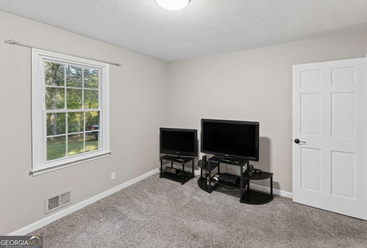1345 Maple Drive Griffin - Photo 14