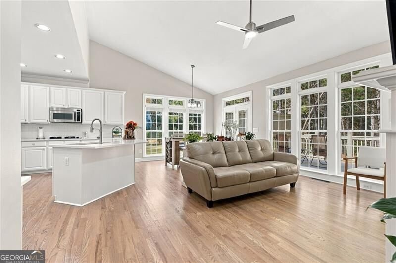321 Bournemouth Drive Suwanee - Photo 23