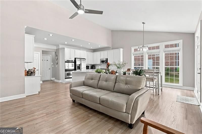 321 Bournemouth Drive Suwanee - Photo 25