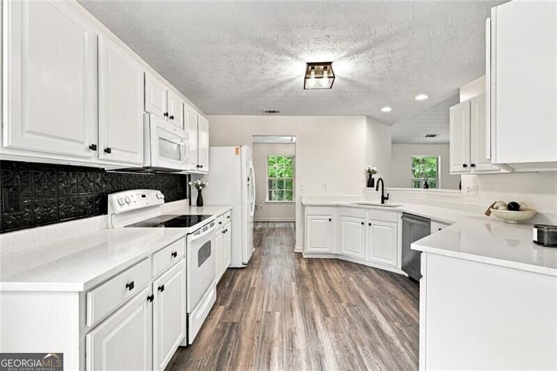 3590 Hamilton Creek Trail Buford - Photo 14