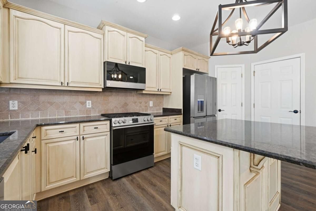 148 Gemstone Lane Acworth - Photo 14