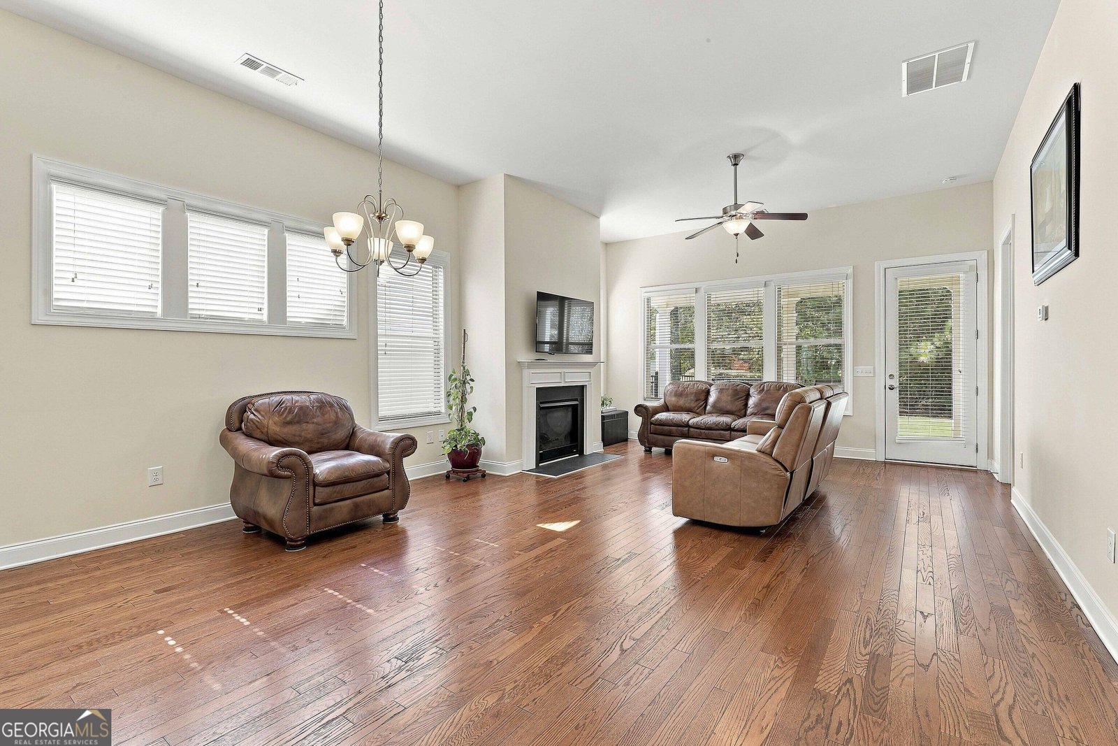 243 Spruce Pine Circle Peachtree City - Photo 17