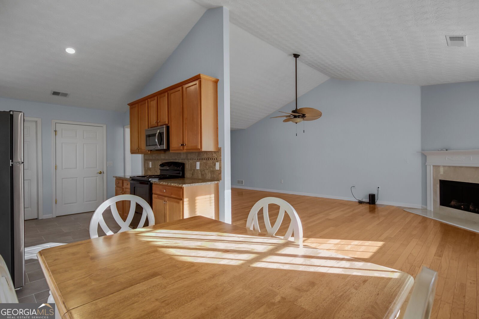 709 Village Lane Loganville - Photo 10