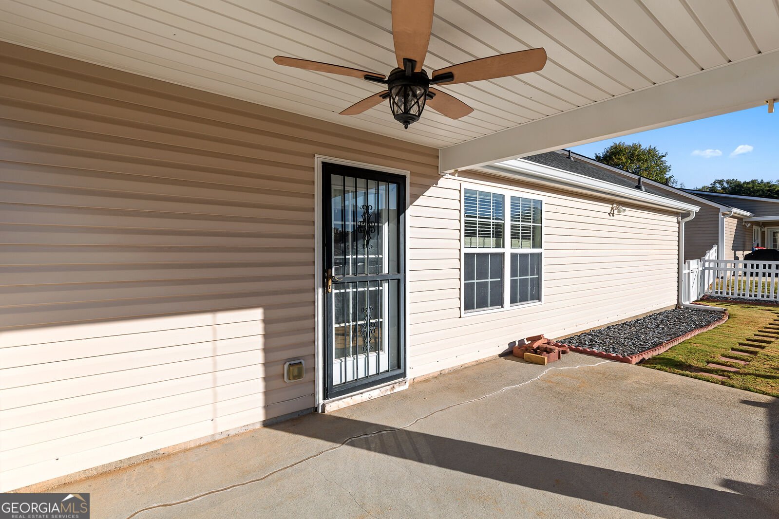 709 Village Lane Loganville - Photo 32