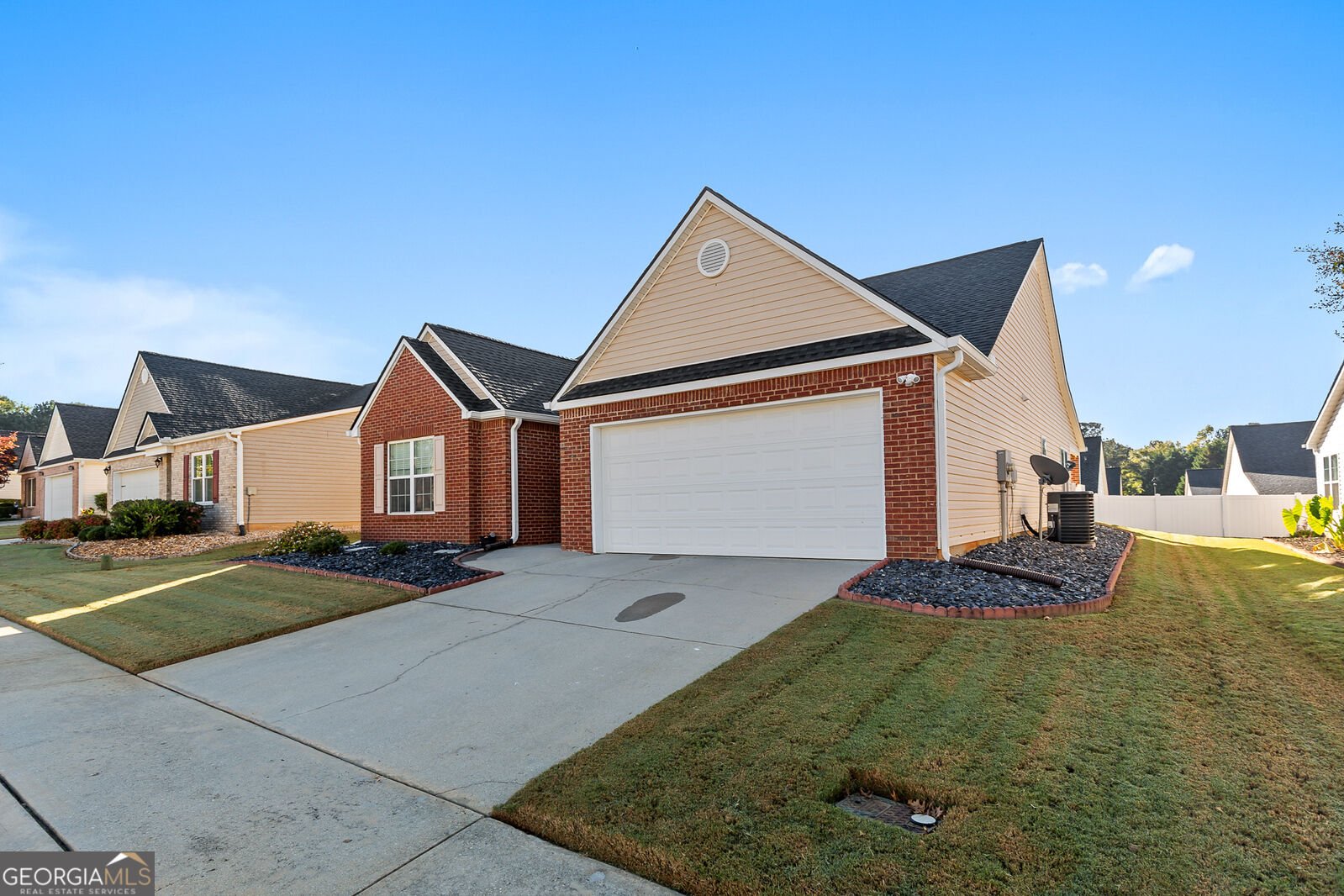 709 Village Lane Loganville - Photo 35