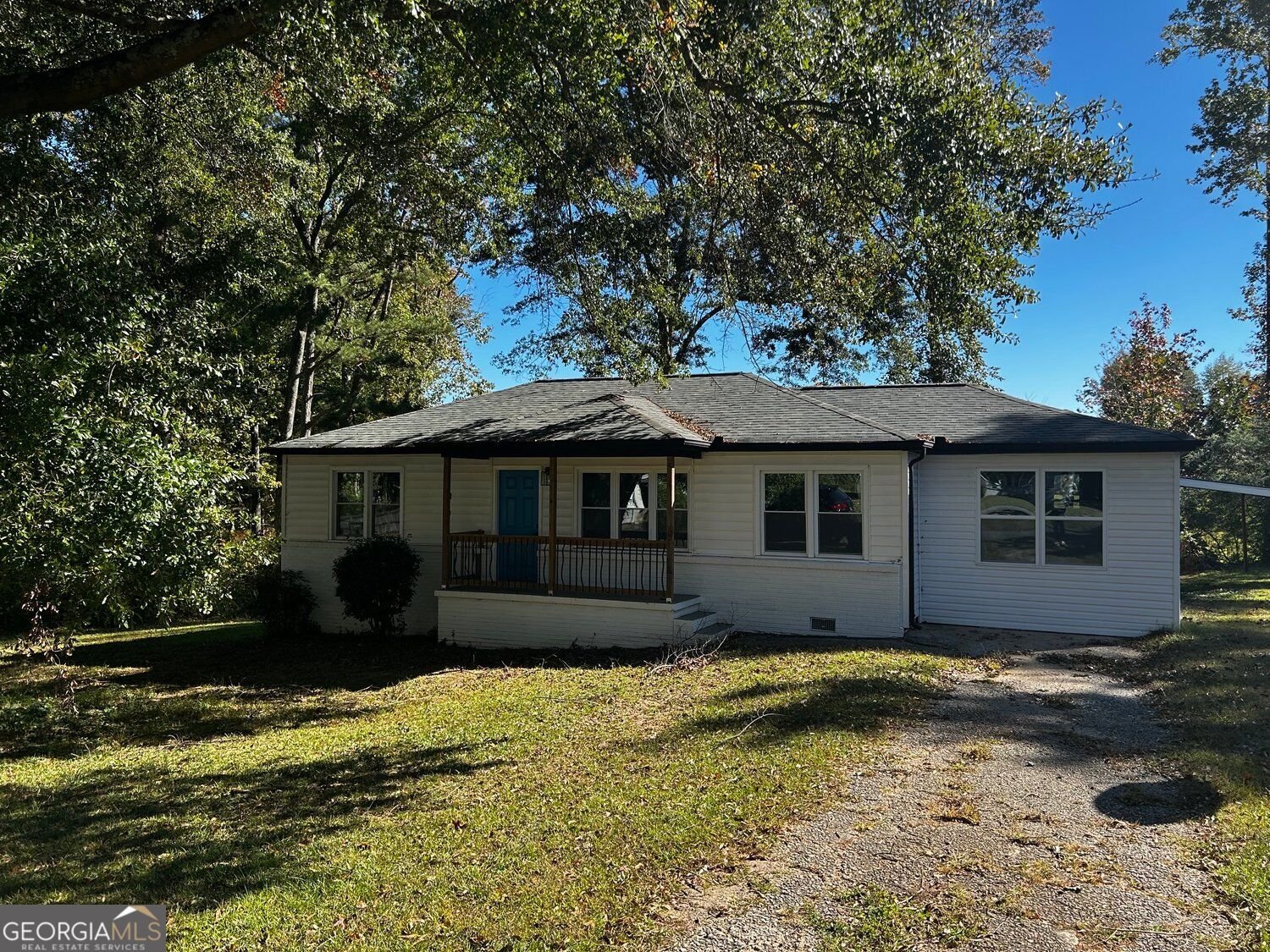 5205 Silhouette Lane Mableton - main photo