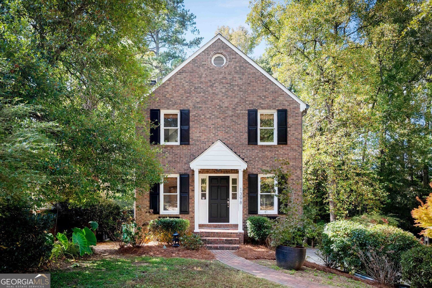 1398 Wood Pond Cove Stone Mountain - main photo