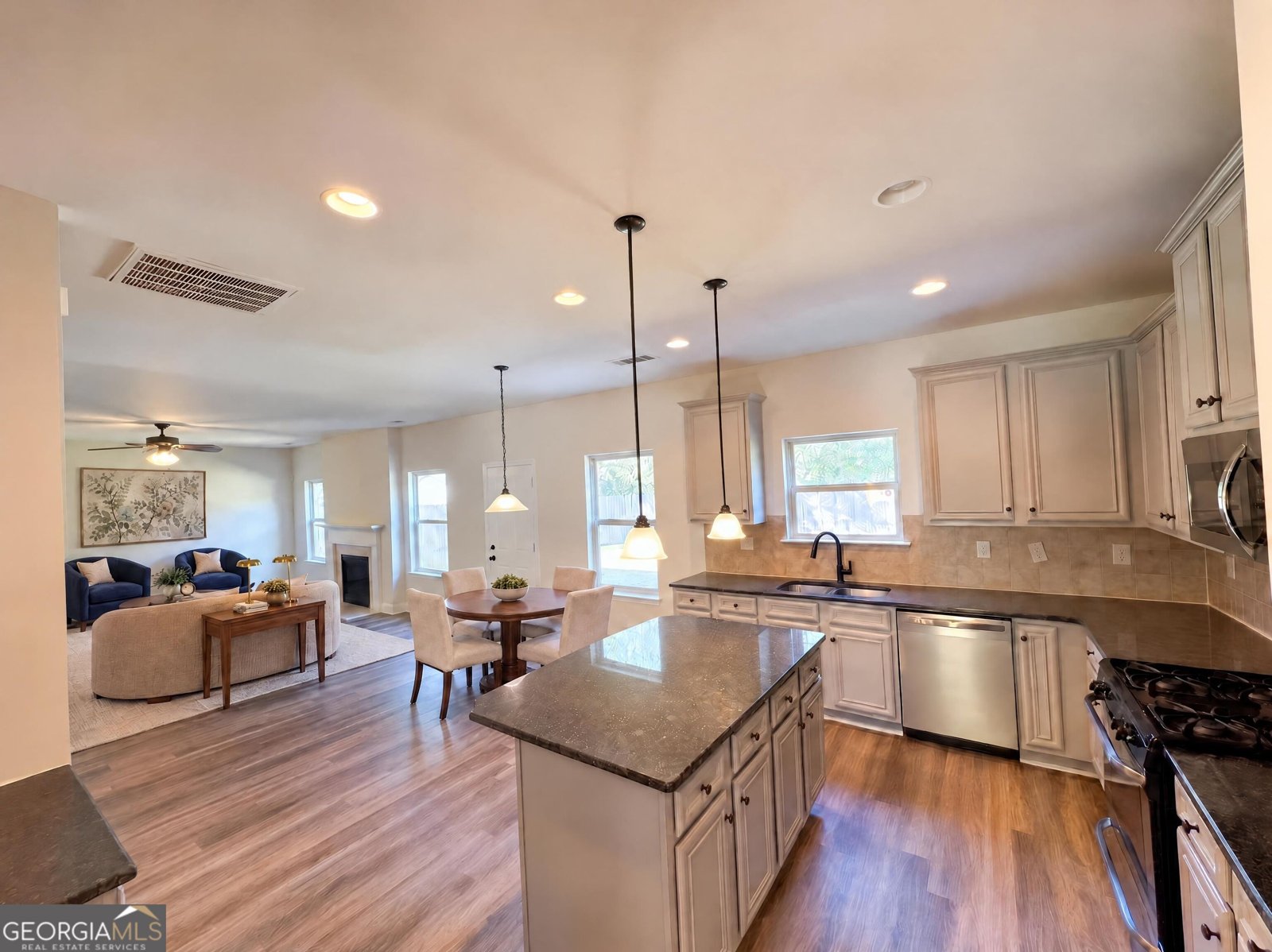 4025 Village Crossing Circle Ellenwood - Photo 10