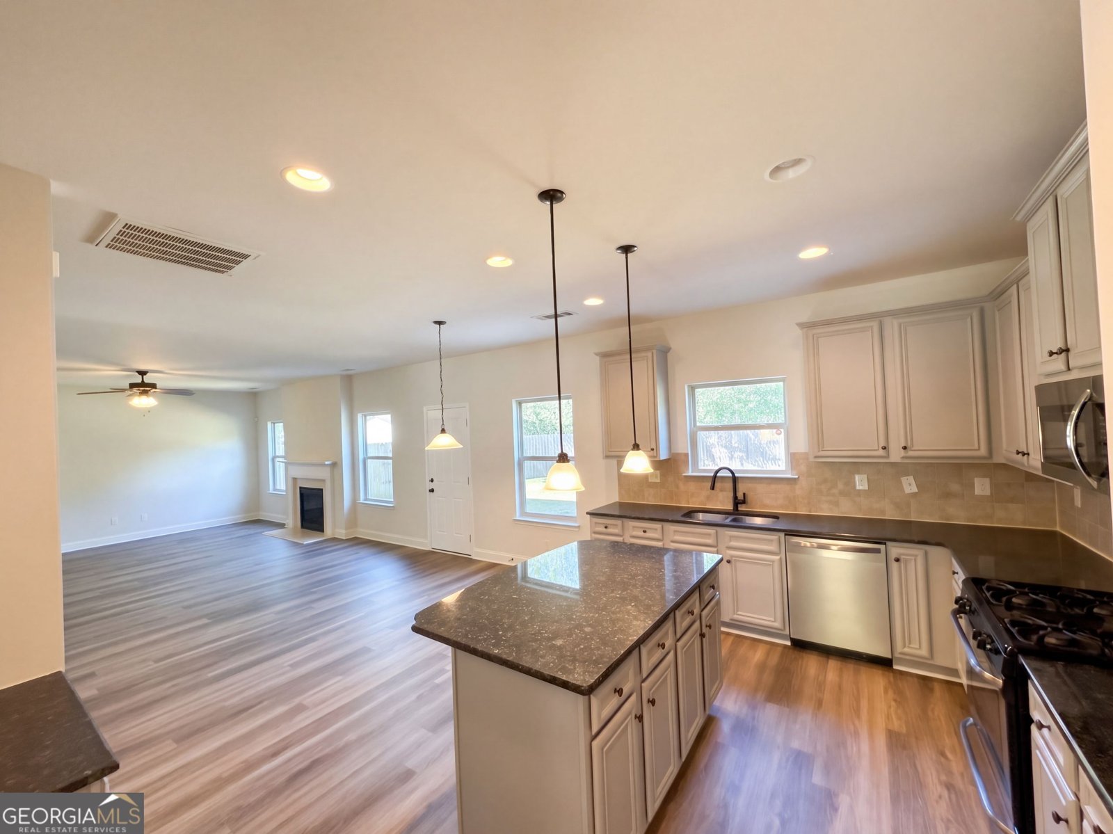 4025 Village Crossing Circle Ellenwood - Photo 9