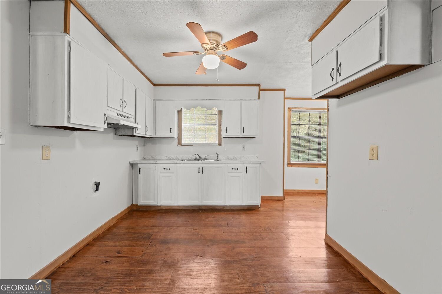 192 Shelton Road Norwood - Photo 8