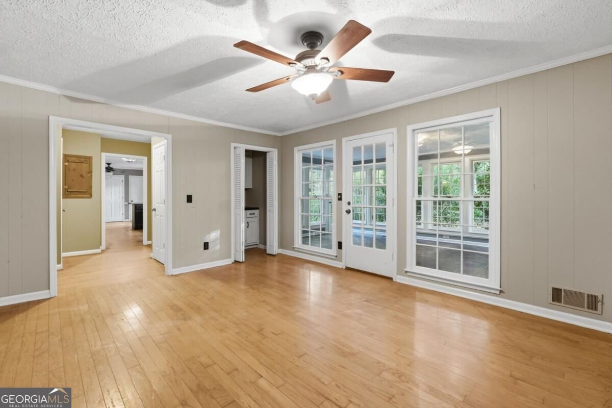 2400 Prince Howard Way Marietta - Photo 9