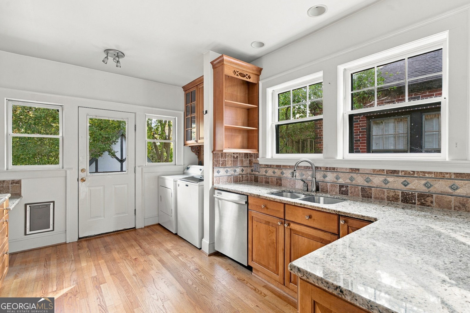 1077 Rosewood Drive Atlanta - Photo 13