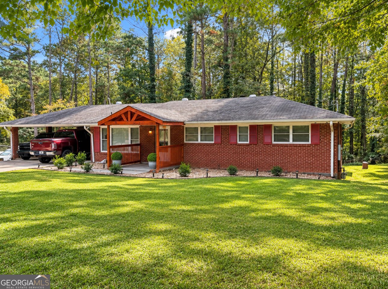 5380 Koweta Road South Fulton - main photo