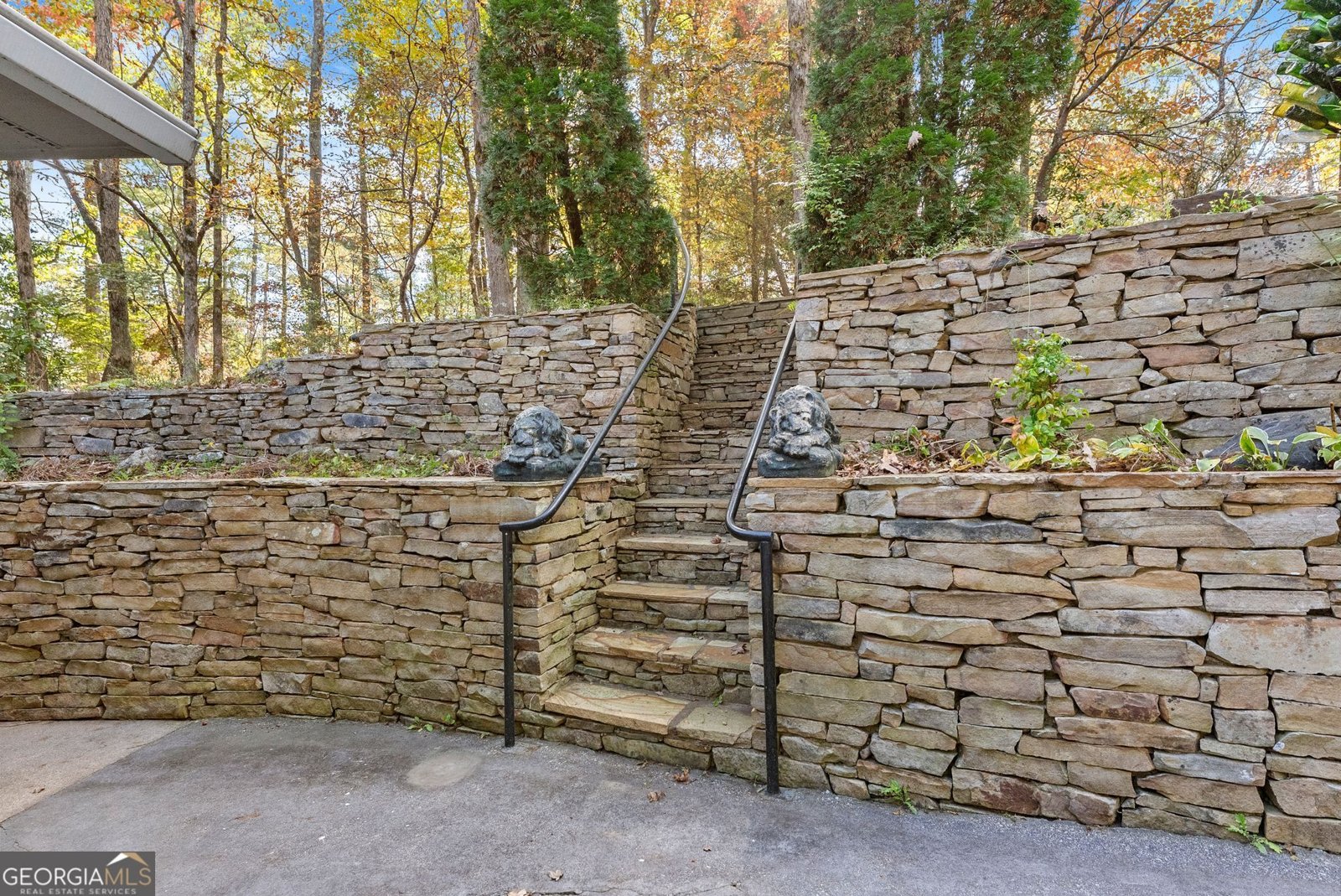 290 Waterfall Drive Cleveland - Photo 43