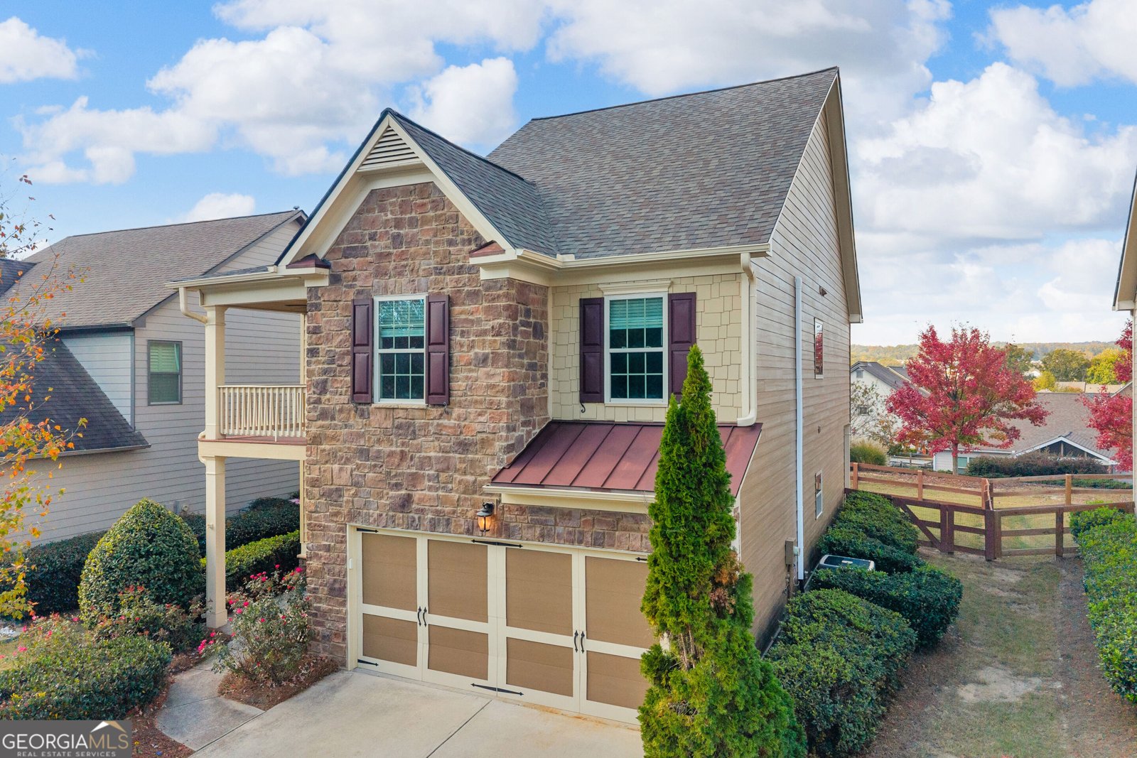 6852 Golden Bud Lane Flowery Branch - main photo