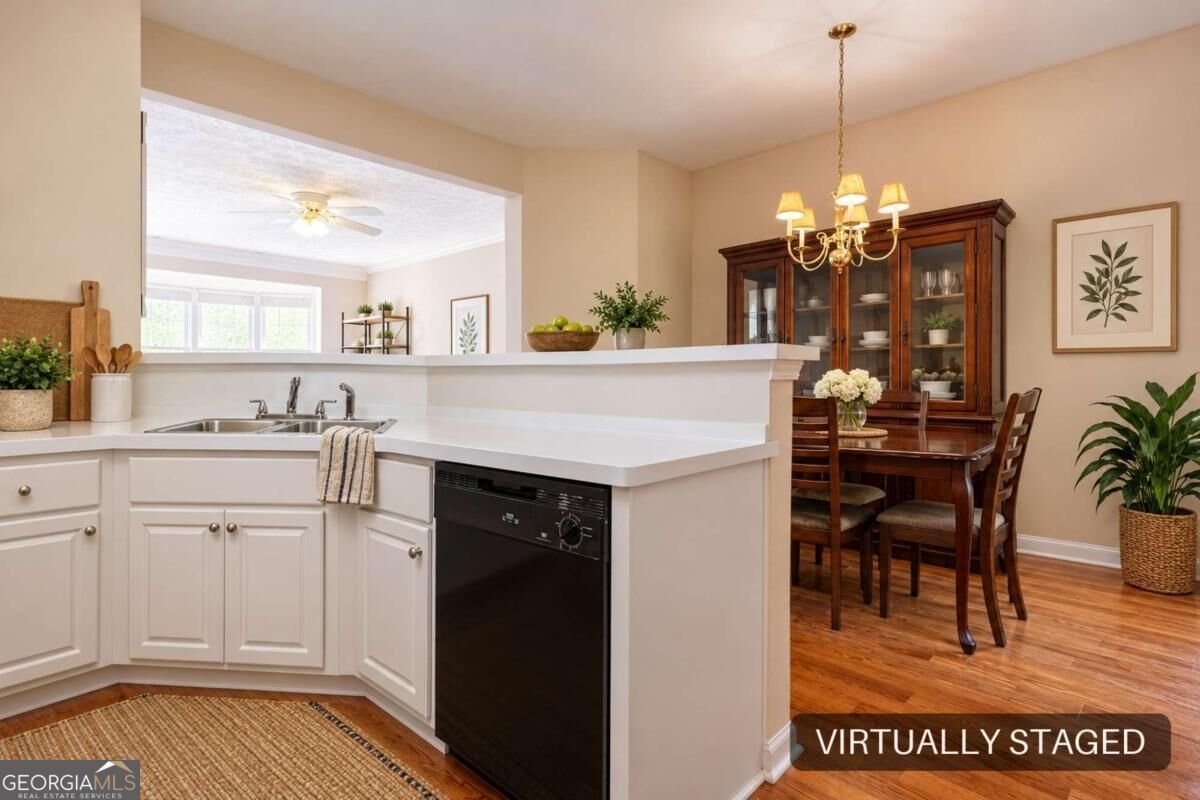 4135 Spring Cove Drive Duluth - Photo 9