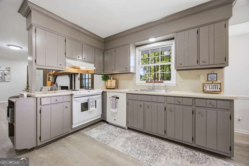 597 Beth Court Lilburn - Photo 12