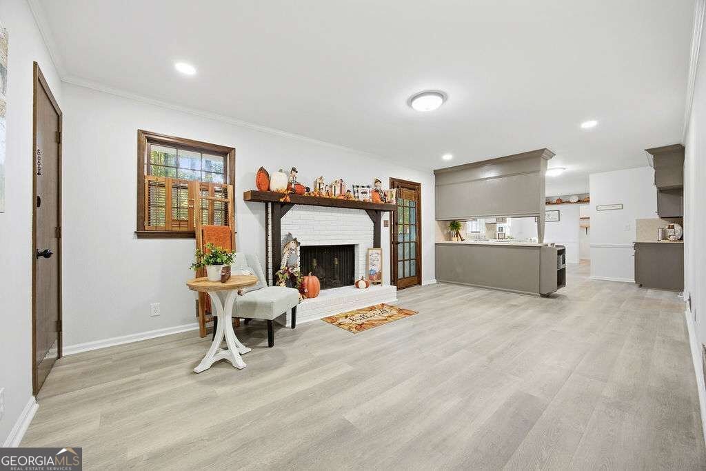 597 Beth Court Lilburn - Photo 8
