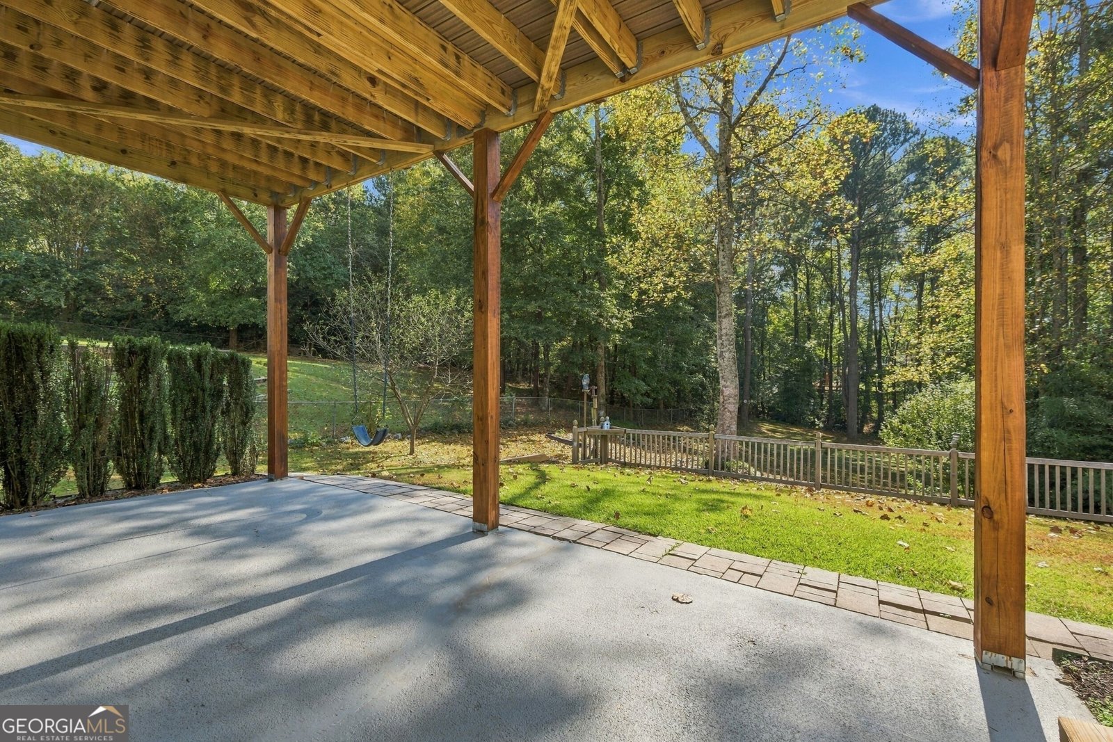 3880 Byrnwycke Drive Buford - Photo 28