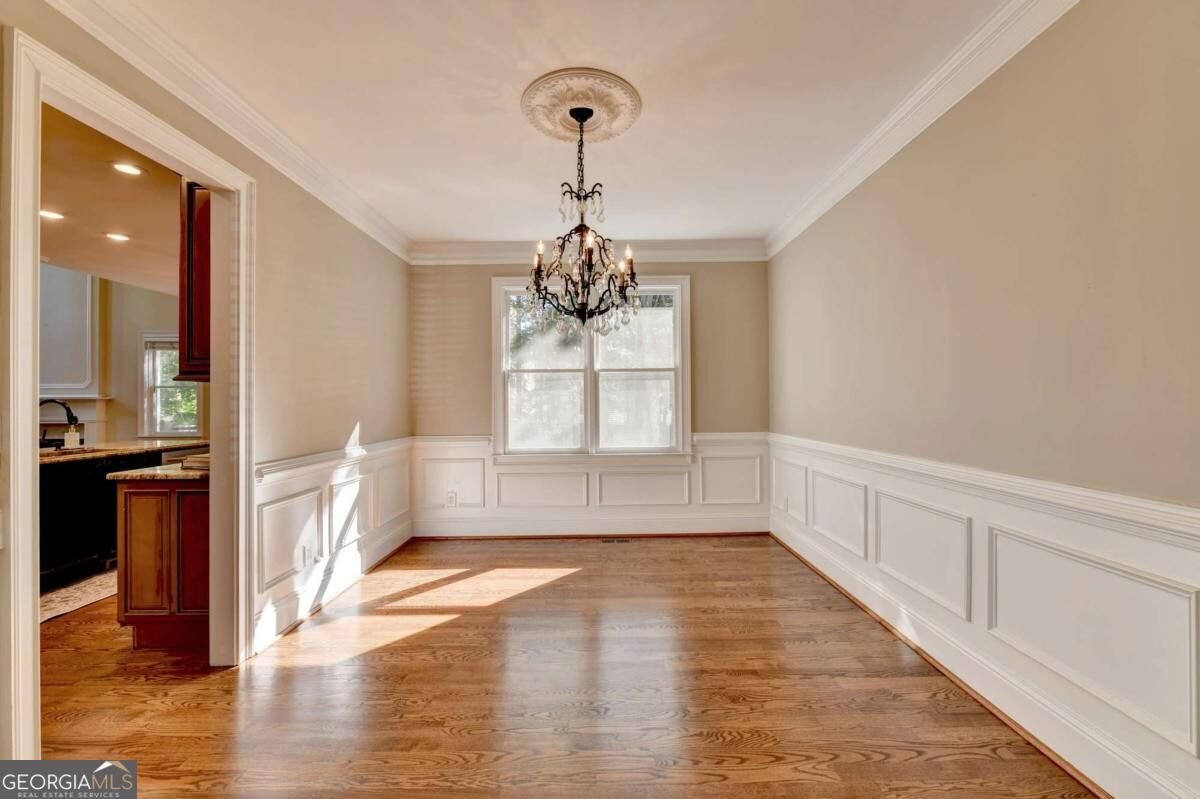 9921 Carrington Lane Johns Creek - Photo 11