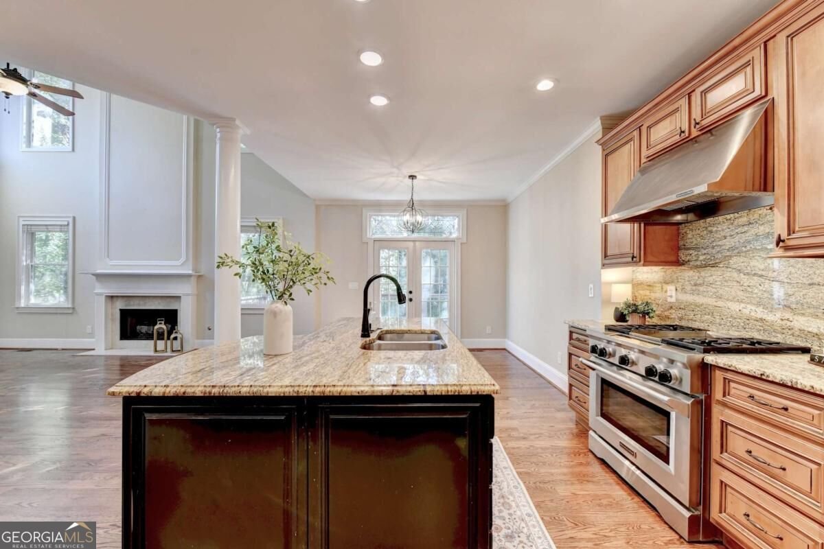 9921 Carrington Lane Johns Creek - Photo 13