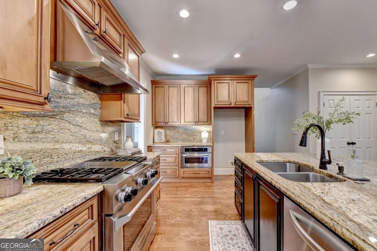 9921 Carrington Lane Johns Creek - Photo 14