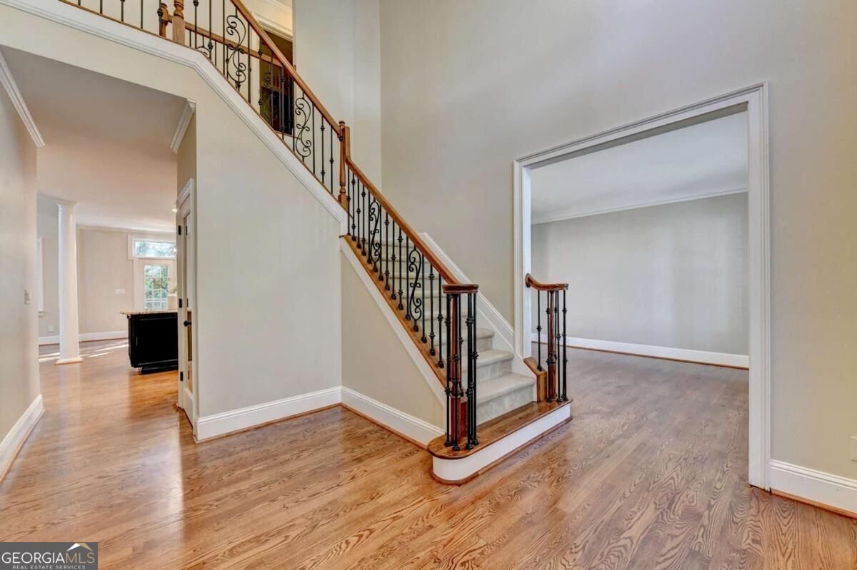 9921 Carrington Lane Johns Creek - Photo 6