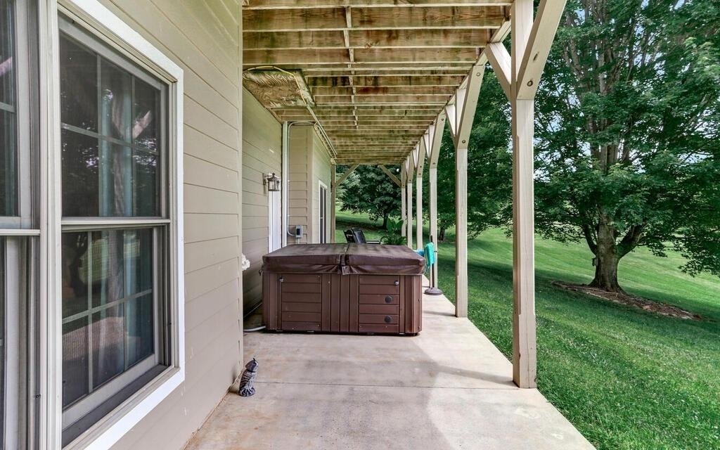 115 Country Club View Hayesville - 46