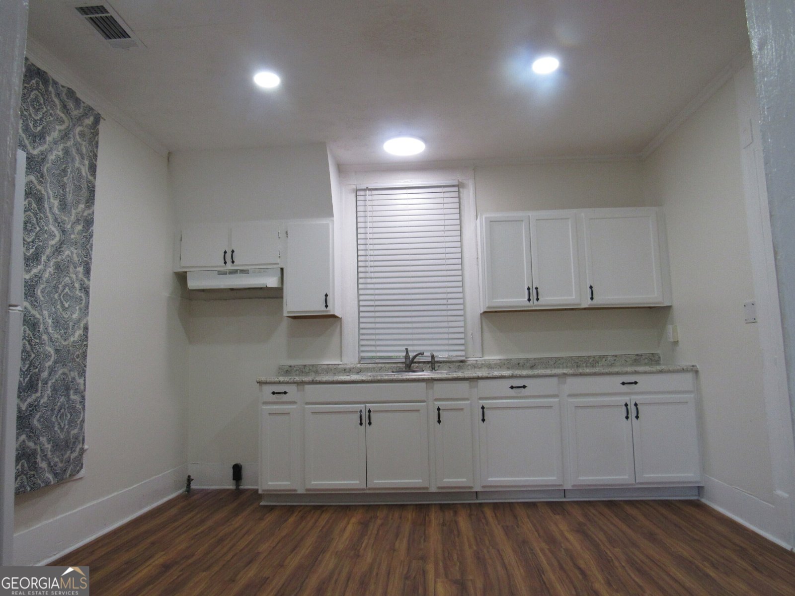 4154 Houston Avenue Macon - 27