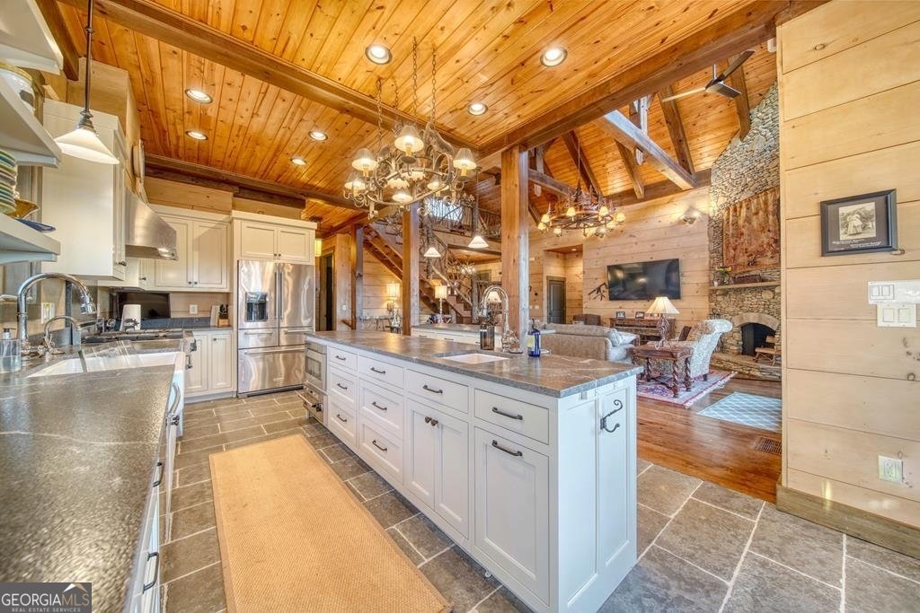 301 Hidden Cove Crossover Hayesville - 60