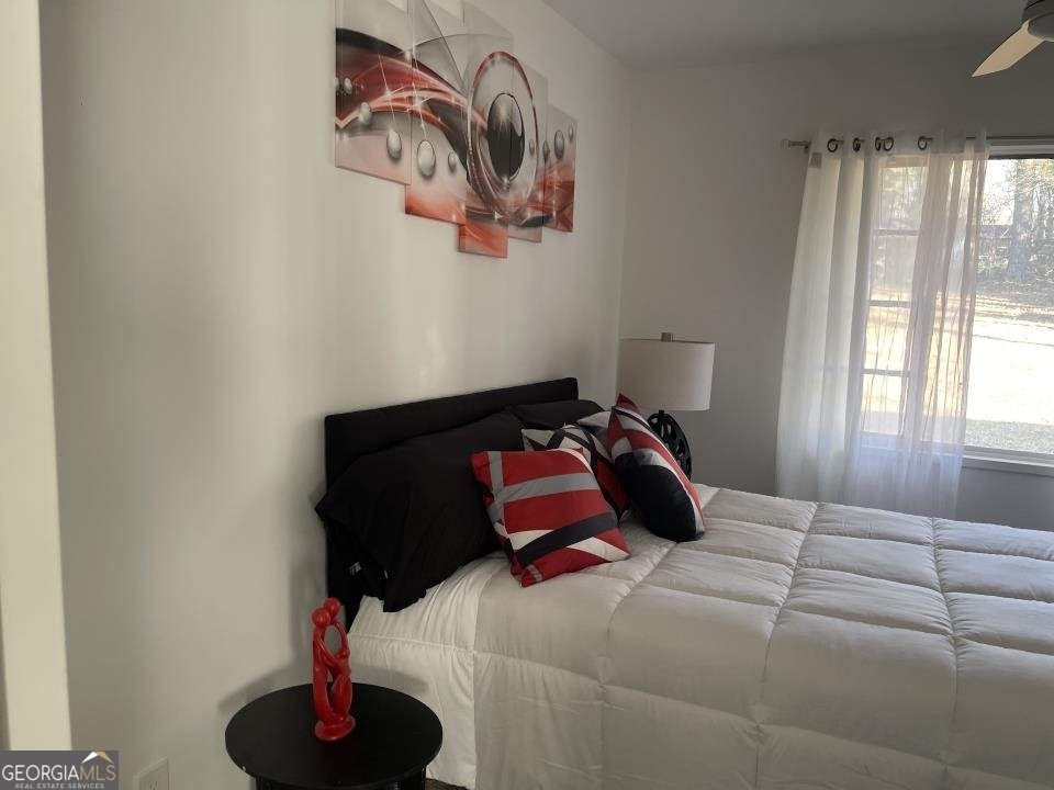 2878 Delowe Drive East Point - 9