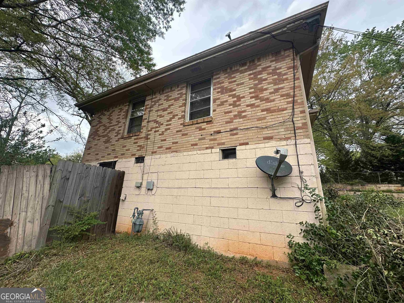 5587 Cypress Drive Forest Park - 8