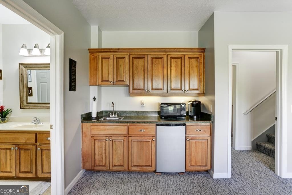 935 White Oak Drive Warne - 20