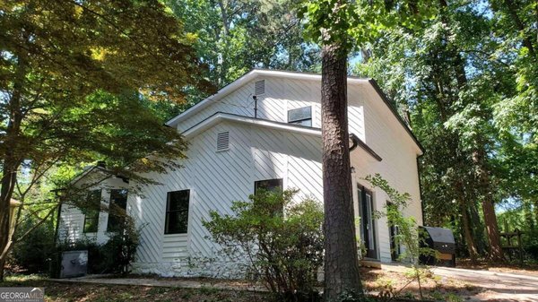 209 Mill Ridge Court, Lawrenceville