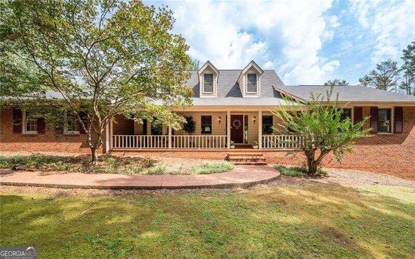 1827 Lost Mountain Road, Powder Springs