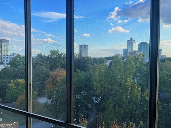 3060 Pharr Court North, Atlanta