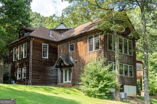 9975 BALL GROUND Highway, Ball Ground