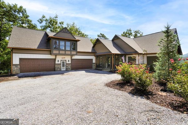 205 Hightower Ridge Drive, Hiawassee
