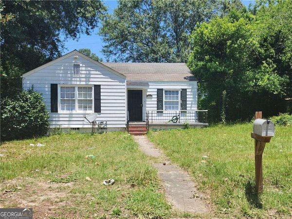 3861 Myrtle Court, Macon