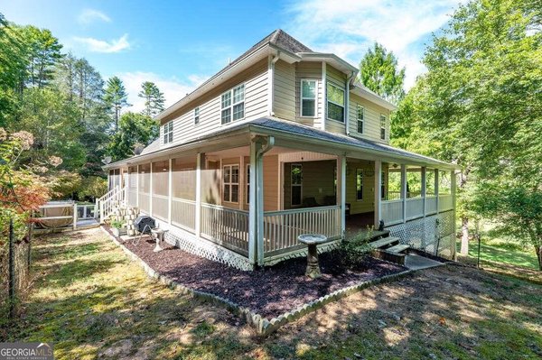 1016 Mull Road, Morganton