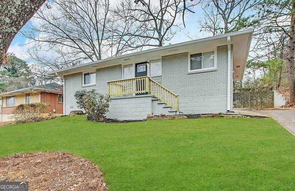 2233 Springdale Circle, Atlanta