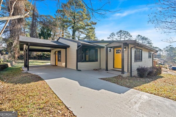 2142 Cloverdale Drive, Atlanta